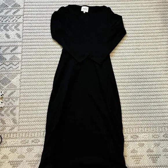 Reformation Wiley Knit Dress - www.disolcolor.com